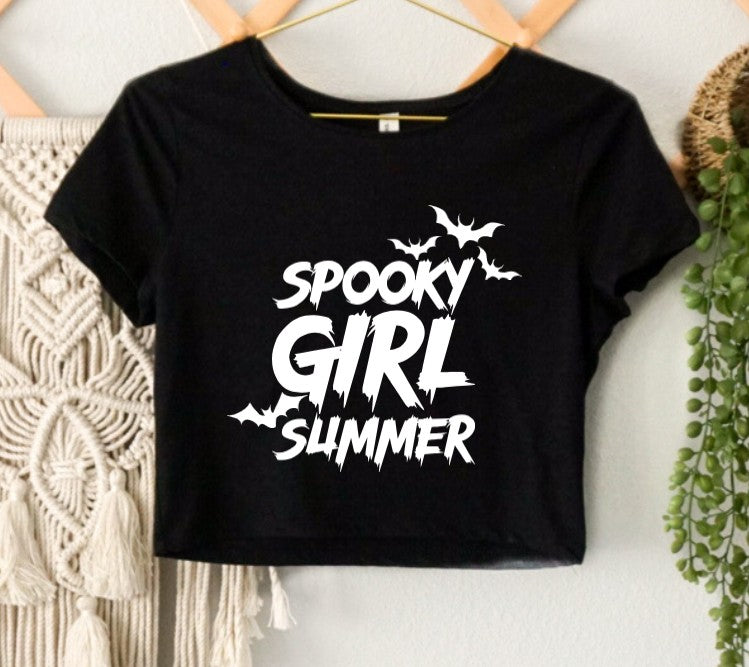 Cropped T-Shirt - Spooky girl summer